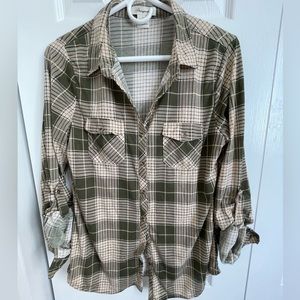 Passport Polyester Button down Shirt -3x$30 DEAL-